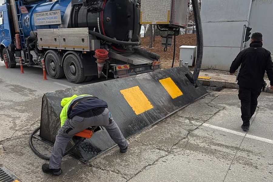 Evren Altınbaşak Vidanjör