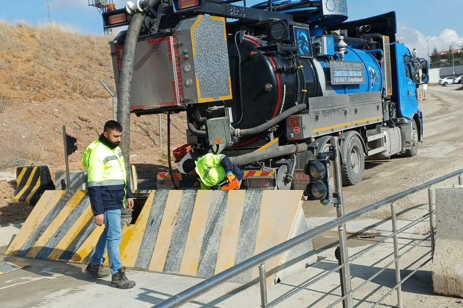 Evren Cebirli Vidanjör